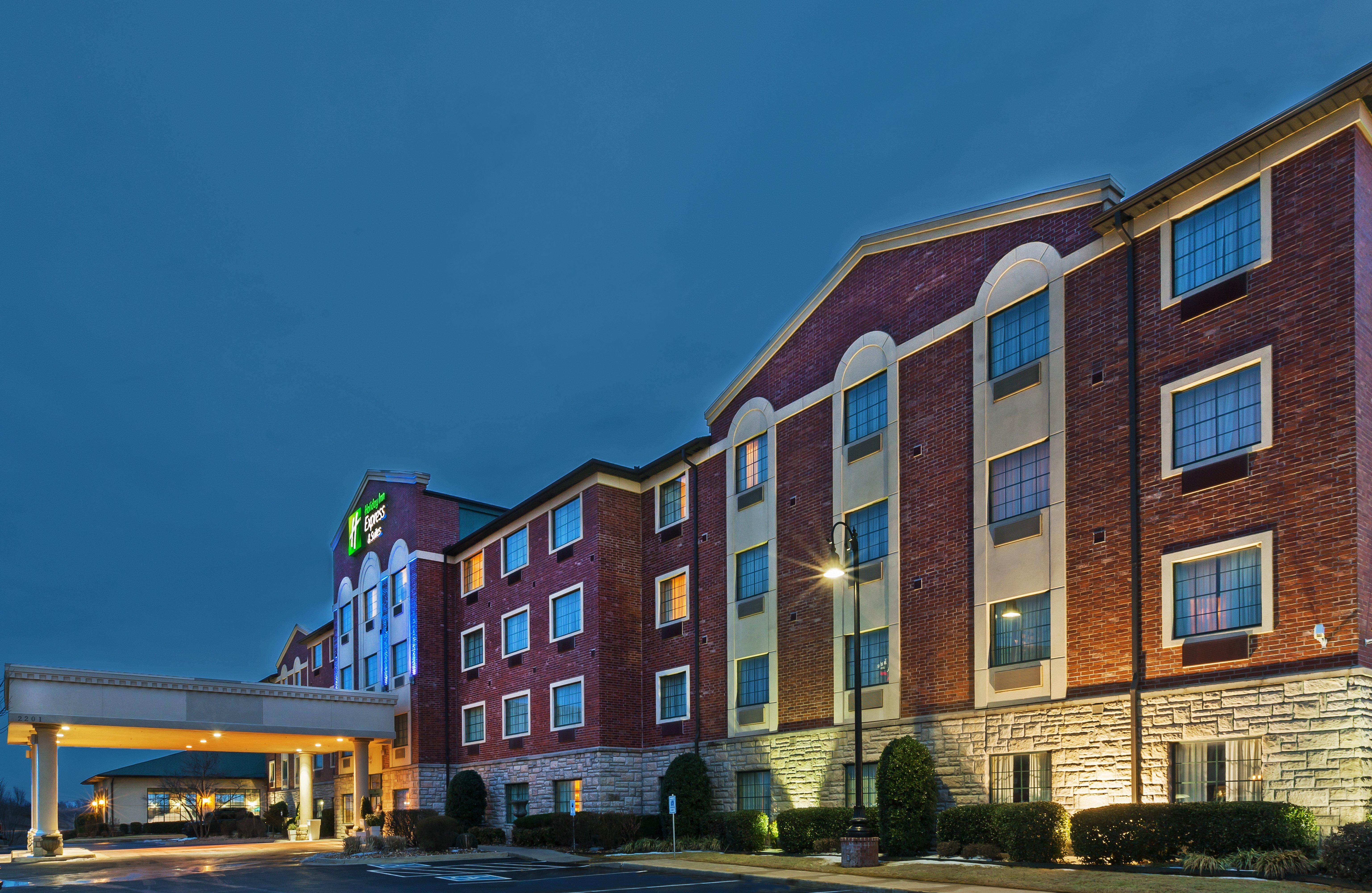 Holiday Inn Express & Suites Tulsa S Broken Arrow Hwy 51 By Ihg Eksteriør billede